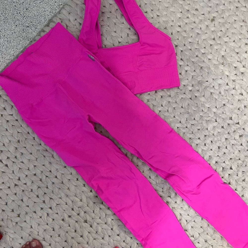 FREE PEOPLE SQUARE NECK BRA XS/S HOT PINK